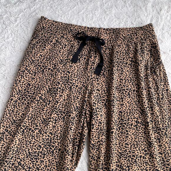 Lands' End wide leg crop animal print pajama pants leopard cheetah cropped M - Picture 10 of 17